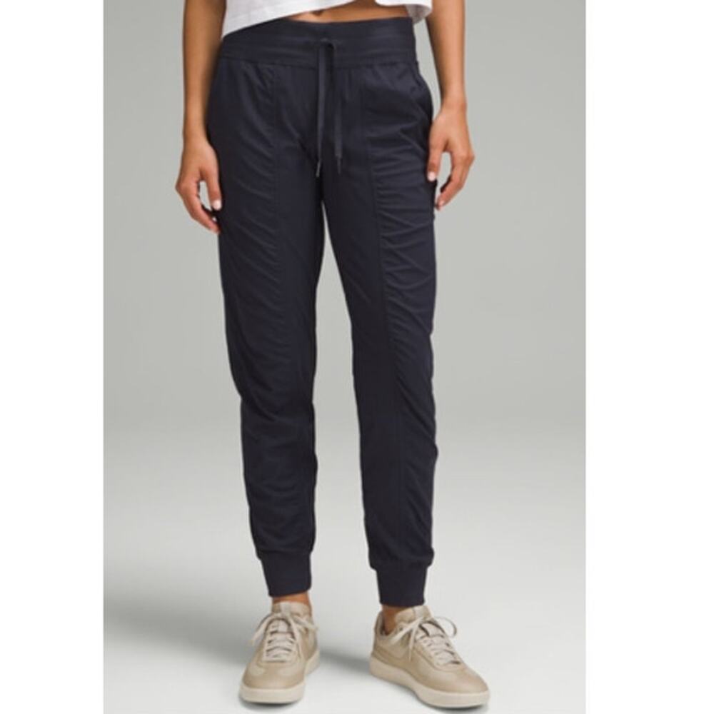 Lululemon Dance Studio Mid-Rise Black Jogger Full Length 4